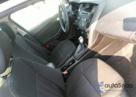 2016 Ford Focus Se z USA, uszkodzony, nr VIN 1FADP3F27GL222153